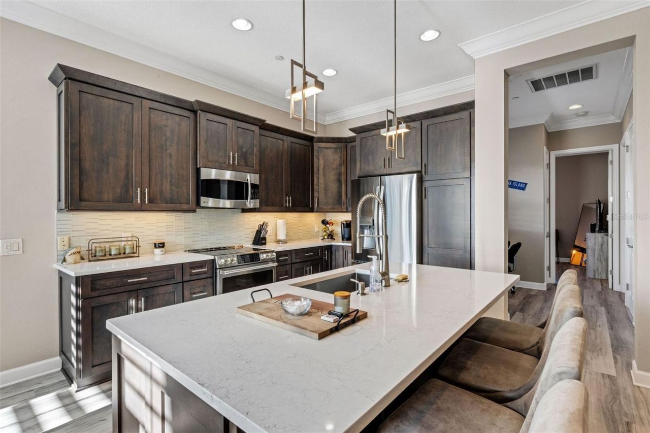 289 Sapphire Lake Drive , Unit 202, Bradenton, FL 34209 Photo