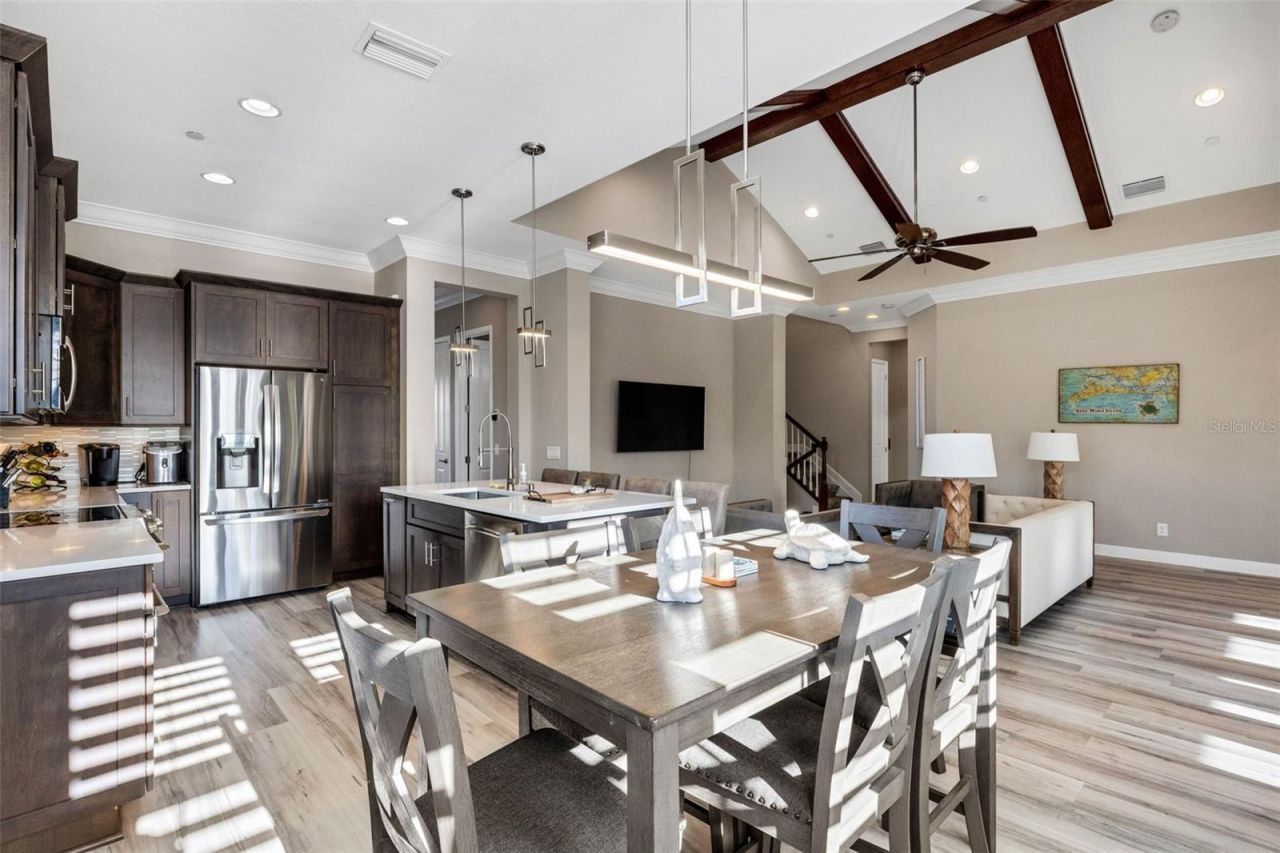 289 Sapphire Lake Drive , Unit 202, Bradenton, FL 34209 Photo