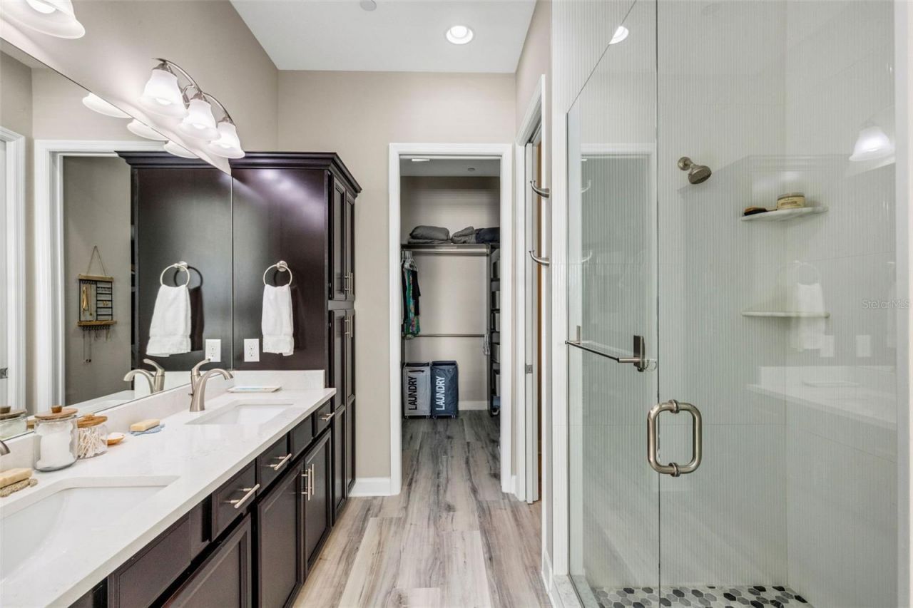 289 Sapphire Lake Drive , Unit 202, Bradenton, FL 34209 Photo