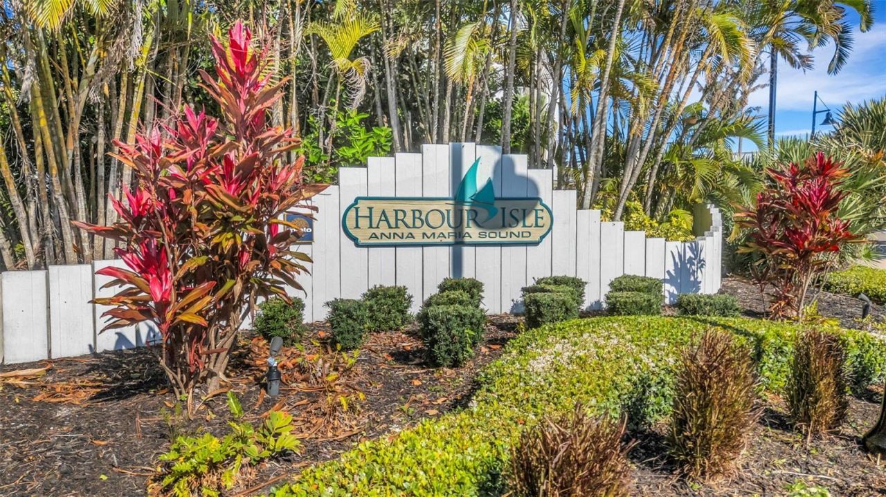289 Sapphire Lake Drive , Unit 202, Bradenton, FL 34209 Photo