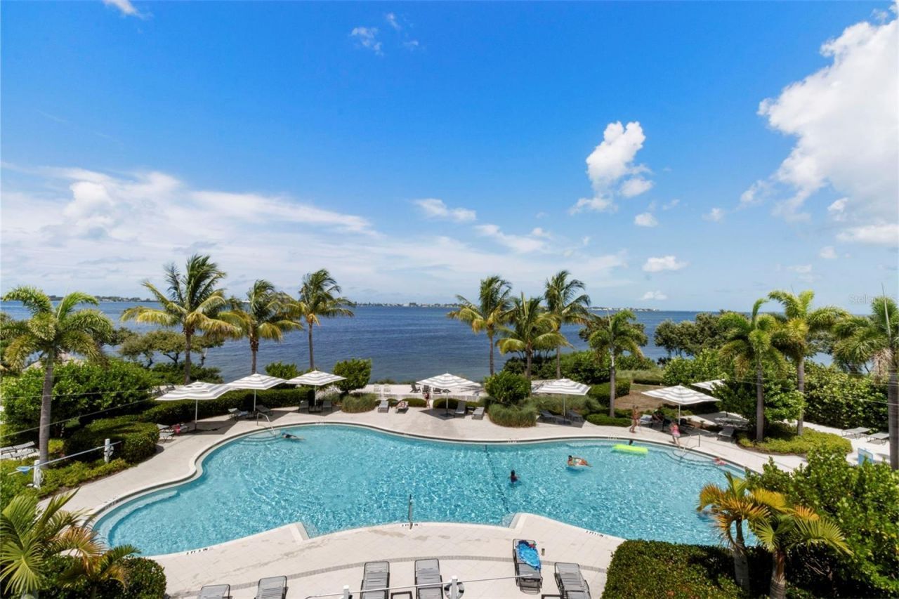 289 Sapphire Lake Drive , Unit 202, Bradenton, FL 34209 Photo