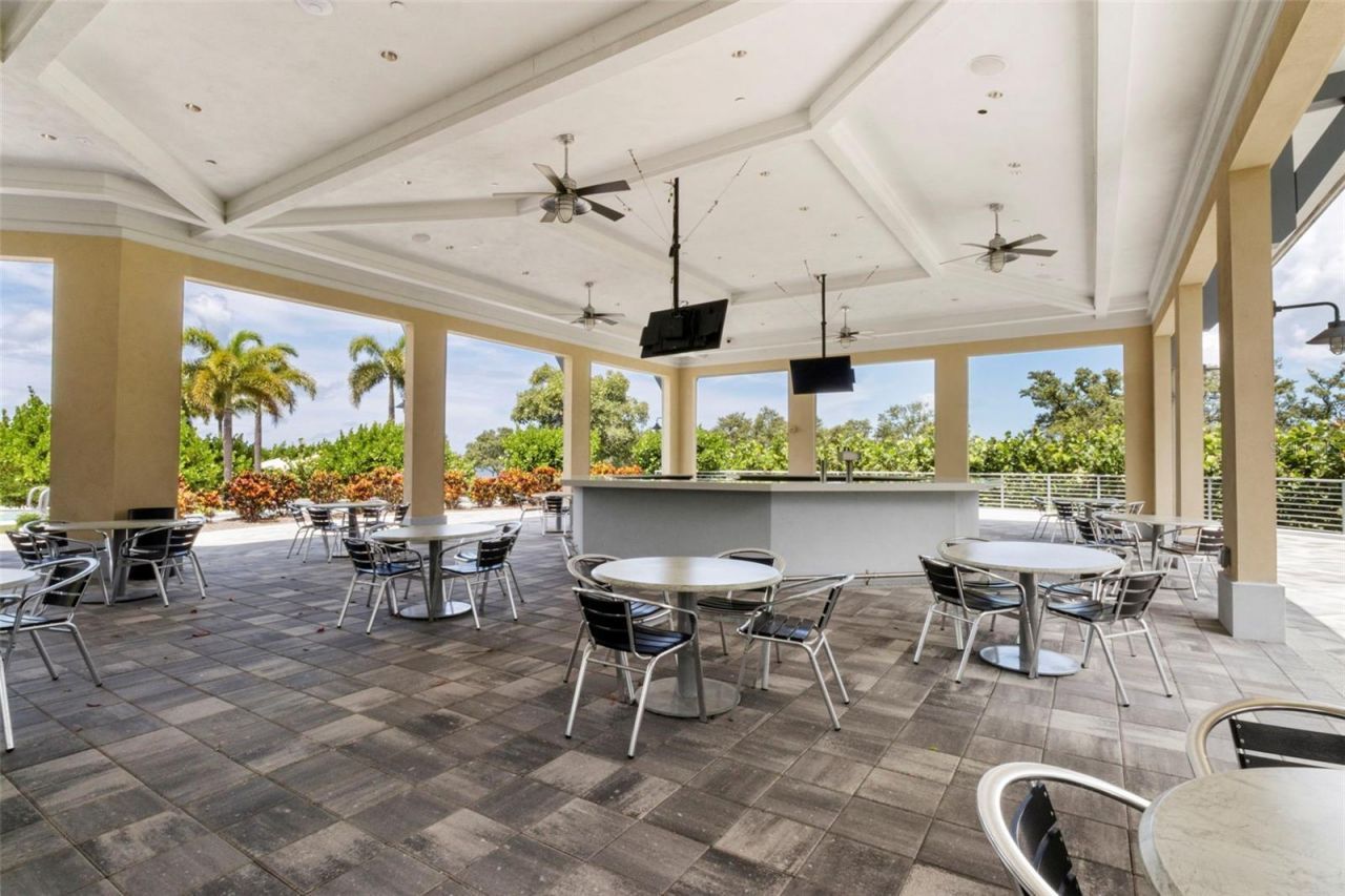 289 Sapphire Lake Drive , Unit 202, Bradenton, FL 34209 Photo