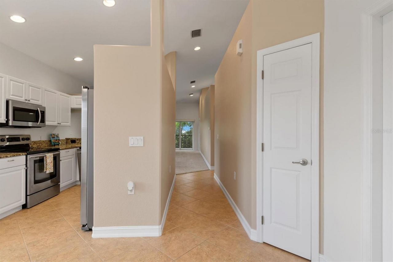 7196 N Plum Tree, Unit 321, Punta Gorda, FL 33955 Photo