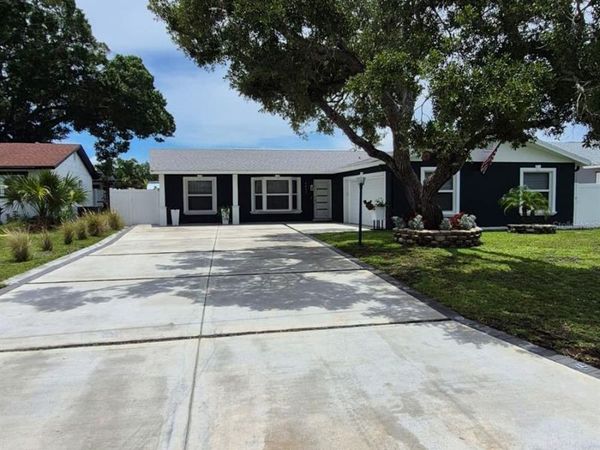 5817 TAMPA SHORES BOULEVARD , TAMPA, FL 33615