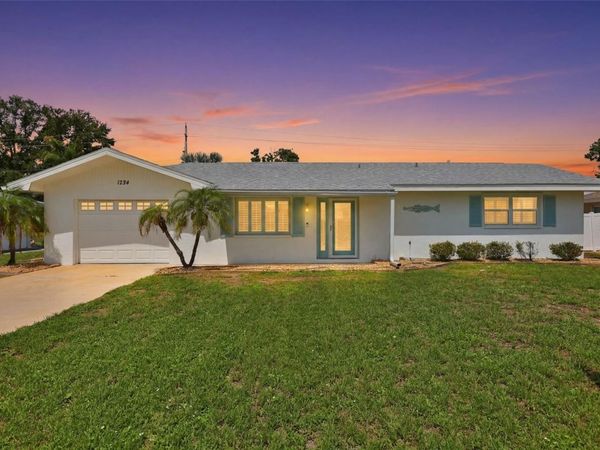 1224 W DEL WEBB BOULEVARD , SUN CITY CENTER, FL 33573