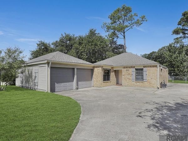 1127 Brookhollow Dr, Baton Rouge, LA 70810
