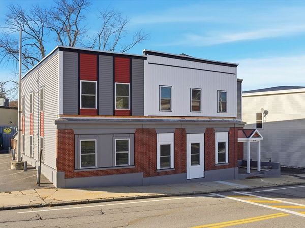 115-117 Mechanic, Unit 3, Clinton, MA 01510