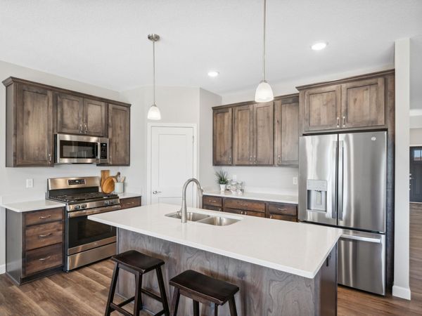 1780 Bobcat Way, New Richmond, WI 54017