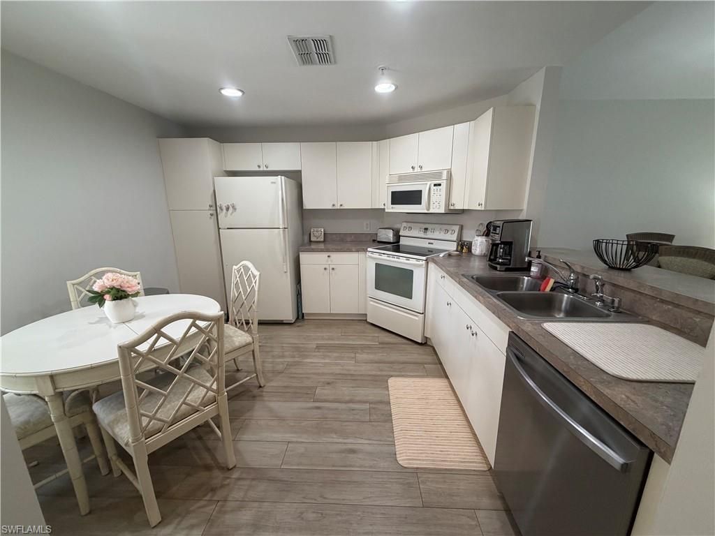 3009 Driftwood Way , Unit 2803, Naples, FL 34109 Photo
