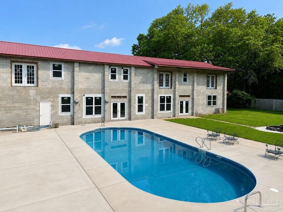 Property Image 11