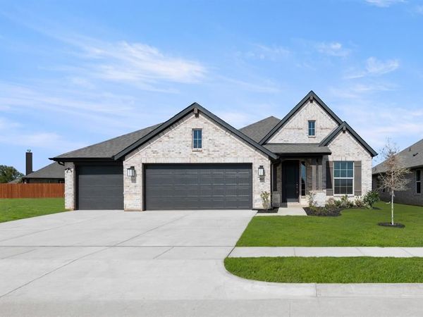 461 Carnero Drive, Granbury, TX 76048