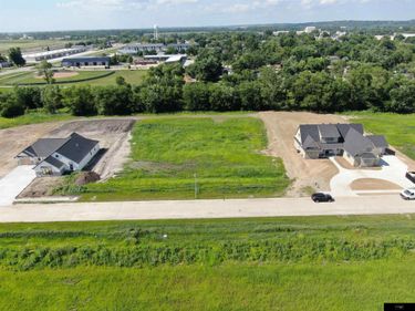 23814 Mary Jo Lane, Waterloo, NE 68069