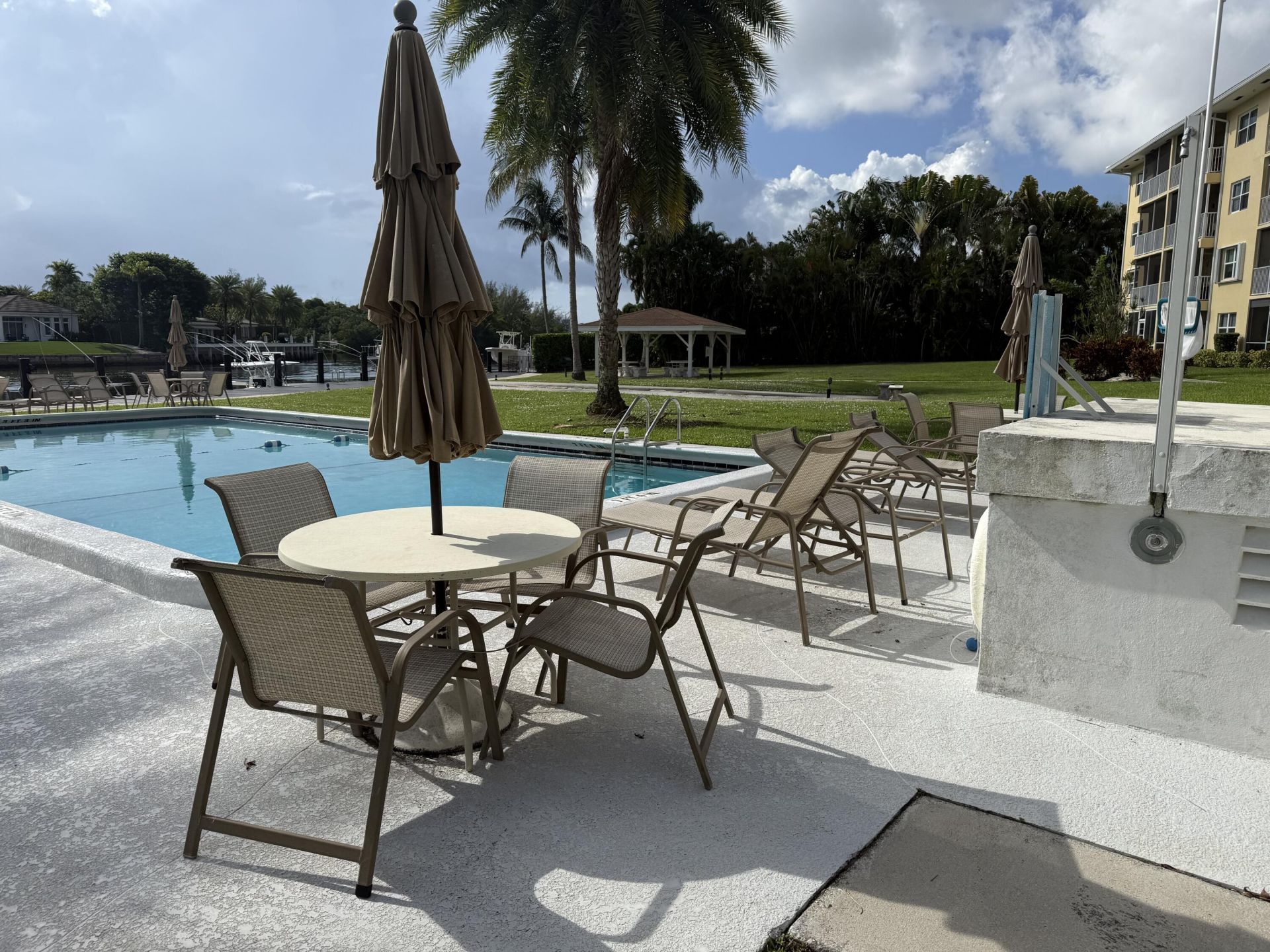 230 N Federal Highway, Unit 301, Deerfield Beach, FL 33441 Photo