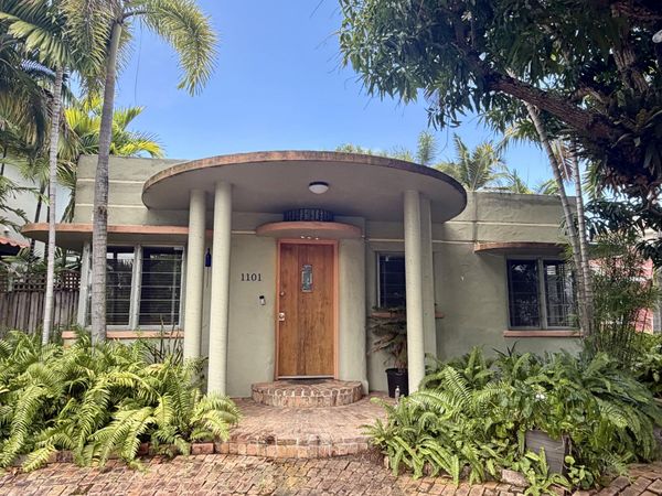 1101 SE 2nd Street, Fort Lauderdale, FL 33301