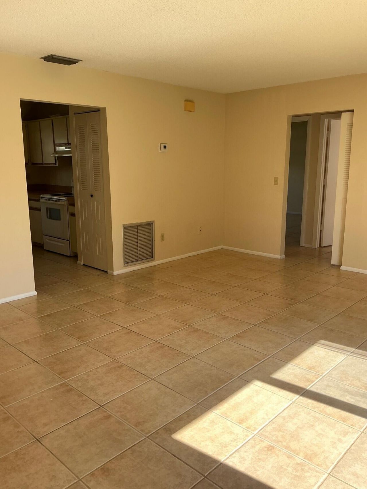 1537 SE Arenson Lane, Port Saint Lucie, FL 34952 Photo