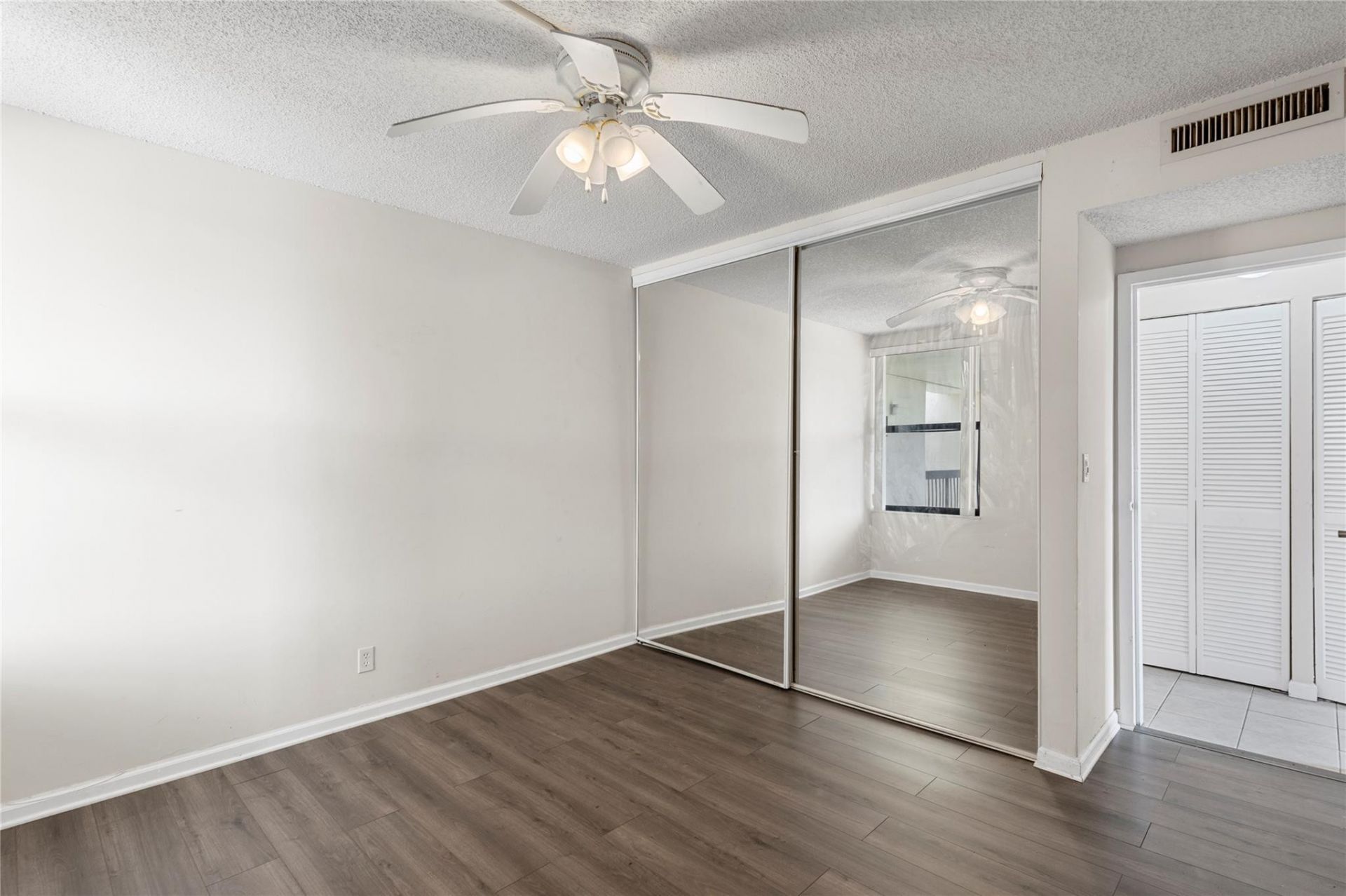 8429 Forest Hills Drive, Unit 304, Coral Springs, FL 33065 Photo