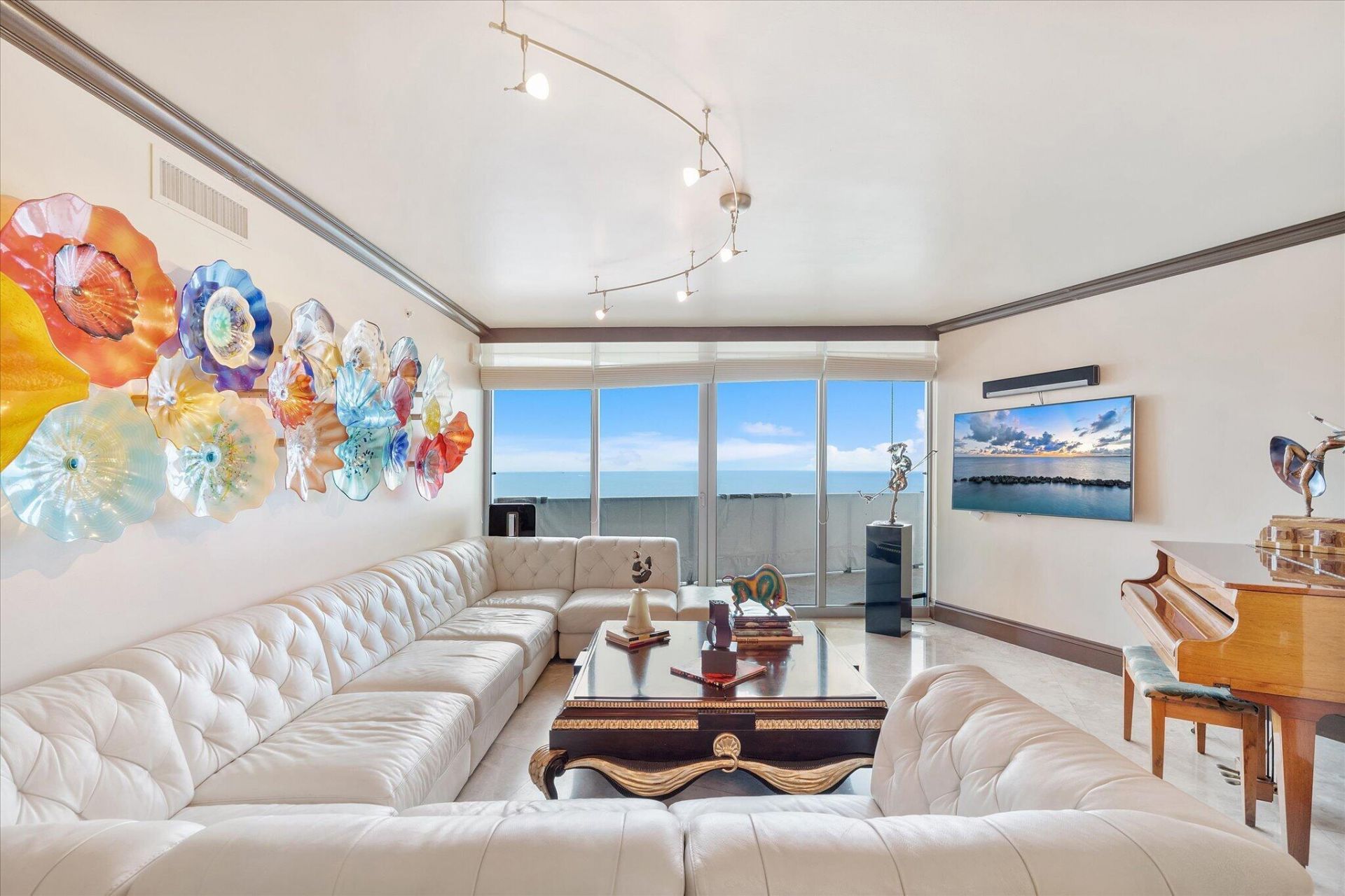 3101 S Ocean Drive, Unit 2707, Hollywood, FL 33019 Photo