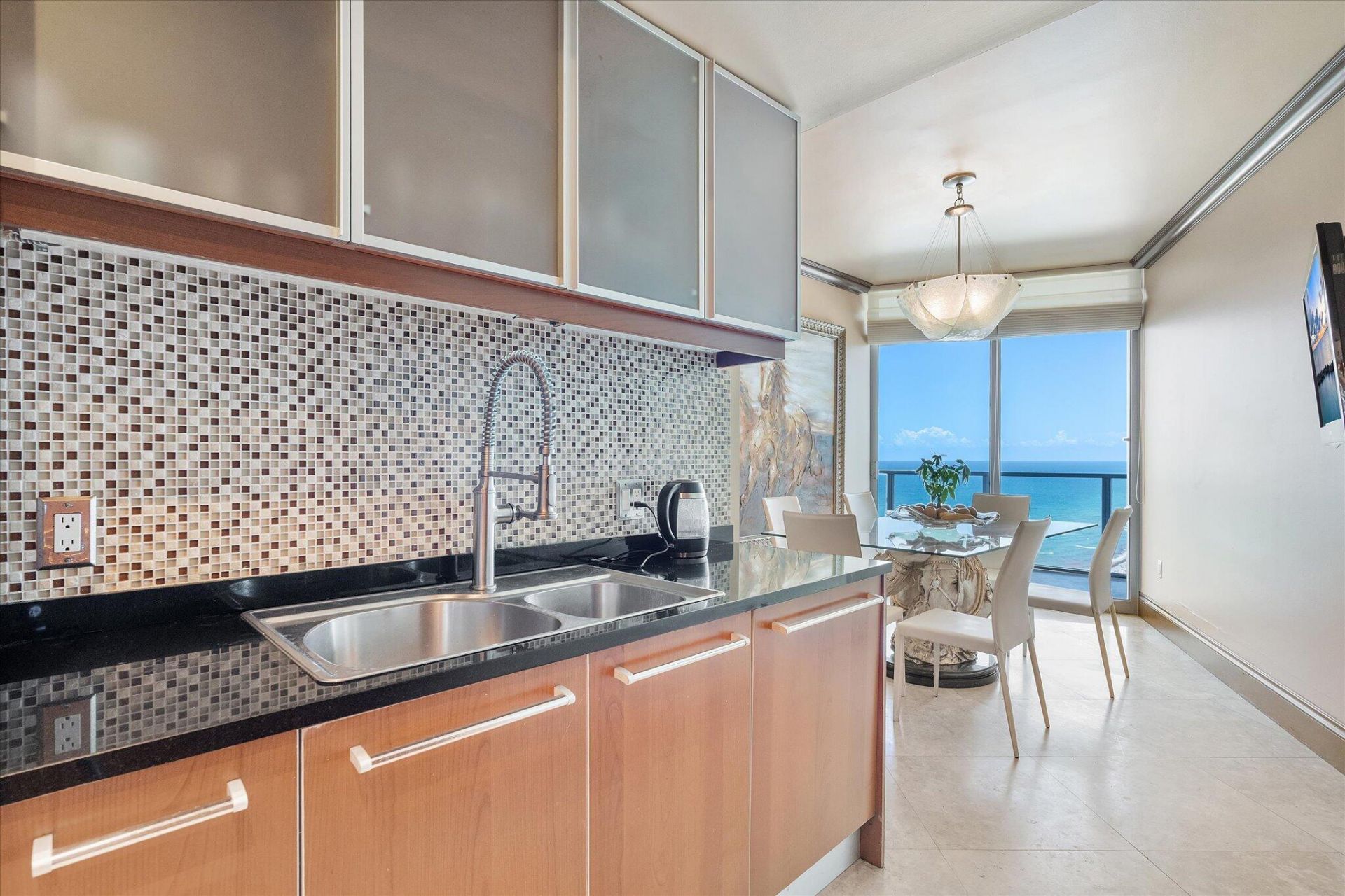 3101 S Ocean Drive, Unit 2707, Hollywood, FL 33019 Photo