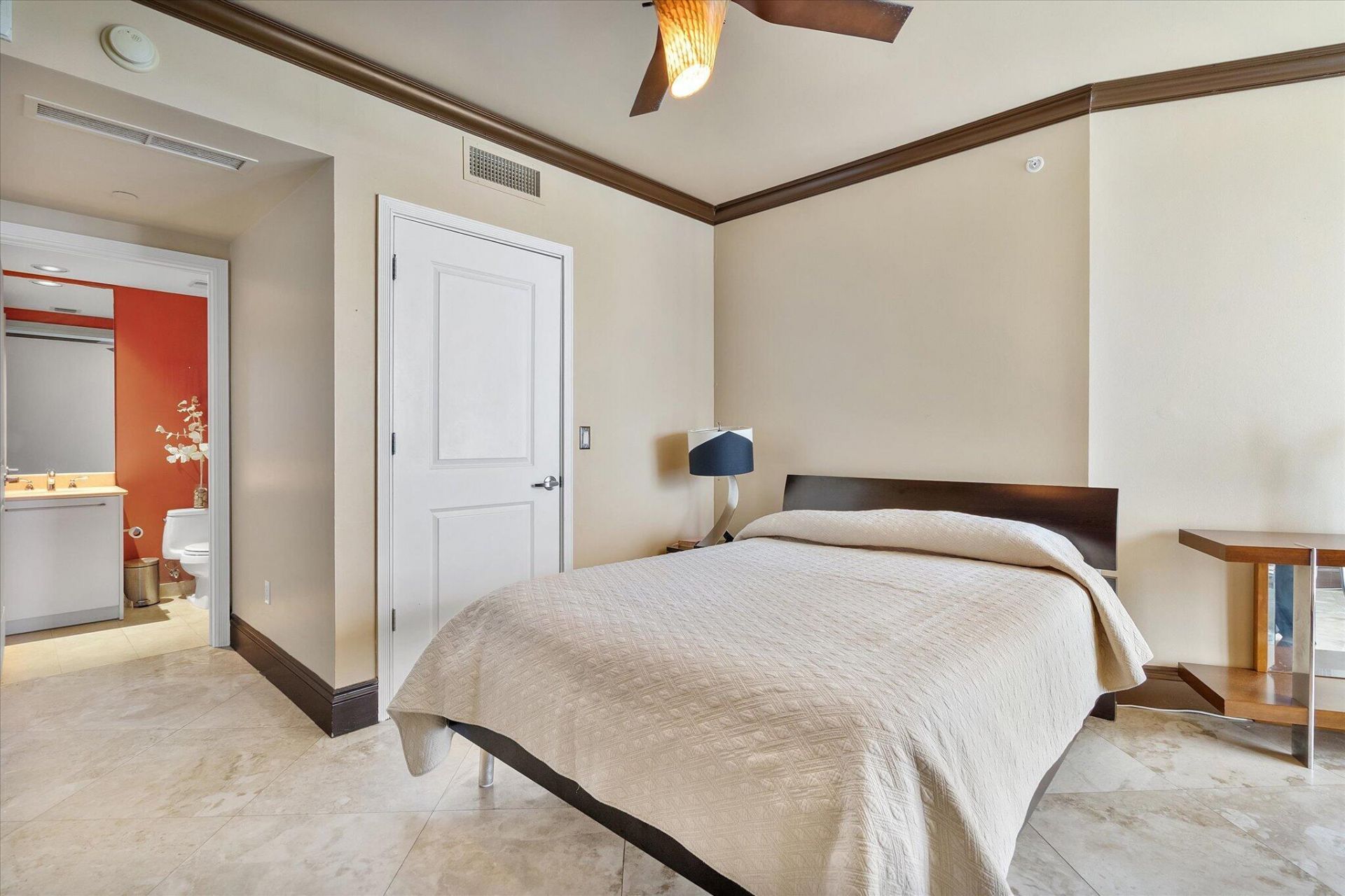 3101 S Ocean Drive, Unit 2707, Hollywood, FL 33019 Photo