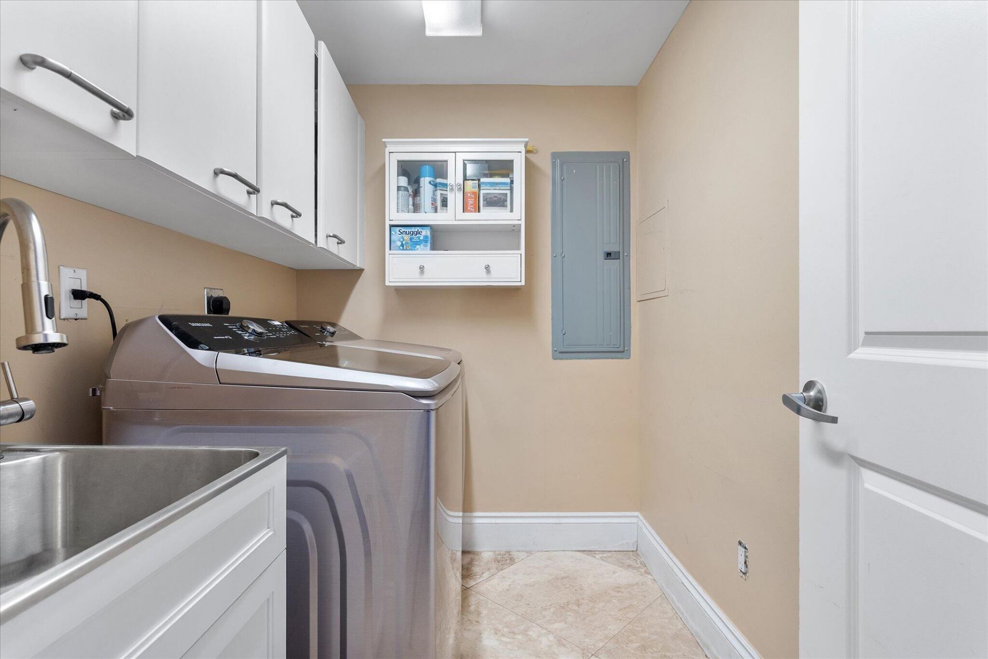 3101 S Ocean Drive, Unit 2707, Hollywood, FL 33019 Photo
