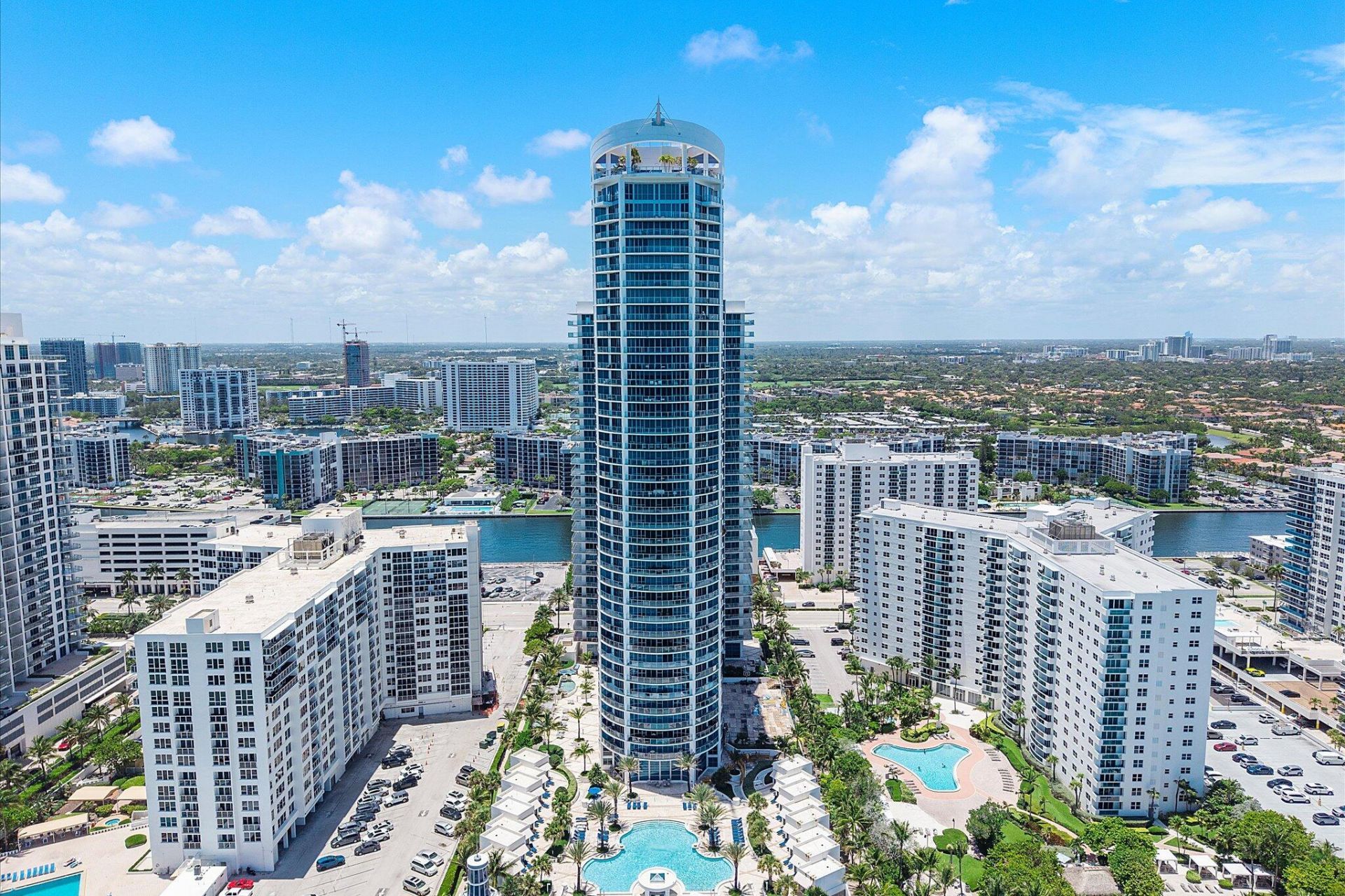 3101 S Ocean Drive, Unit 2707, Hollywood, FL 33019 Photo