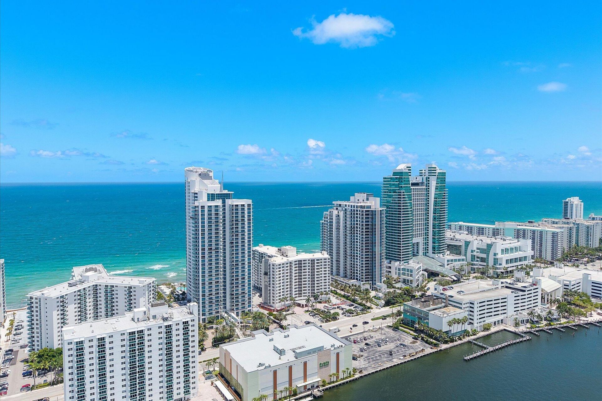 3101 S Ocean Drive, Unit 2707, Hollywood, FL 33019 Photo
