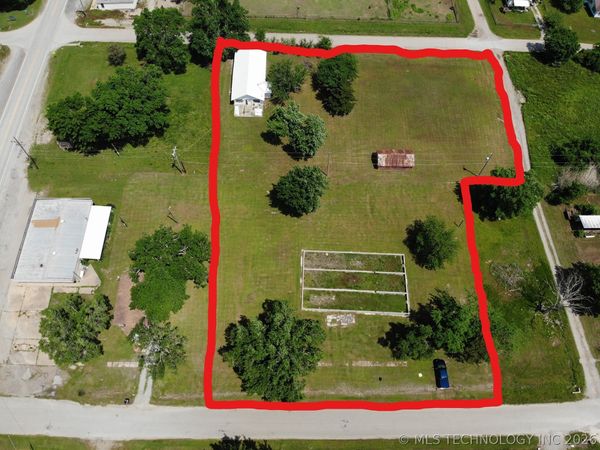 116 E 4th Street , Wynona, OK 74084