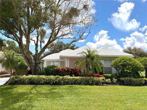 2527 SW Brookwood Lane, Palm City, FL 34990