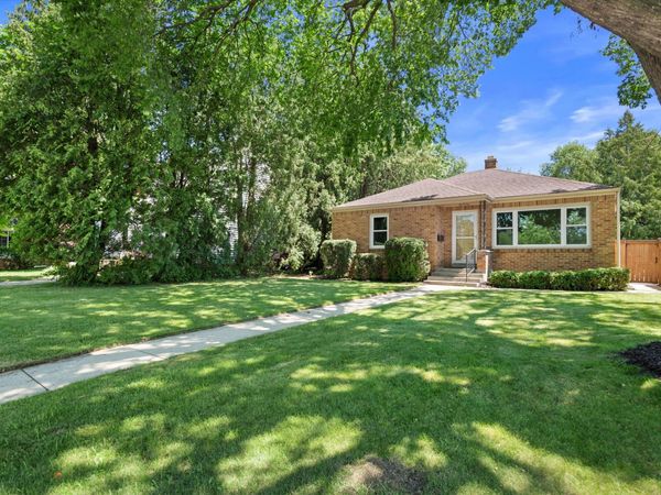 205 N Chicago Ave, South Milwaukee, WI 53172