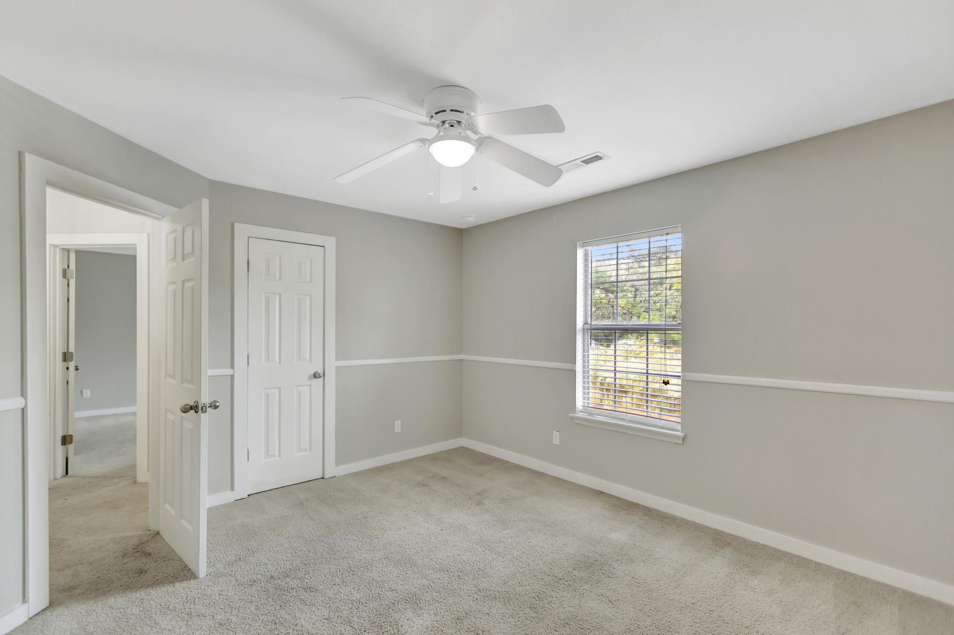 1411 Oaklanding Road Photo 20