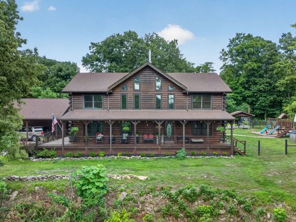 20 Magee Ln , Elmwood, TN 38560