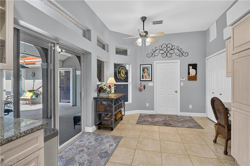 4139 NE 9th Ave , Cape Coral, FL 33909 Photo