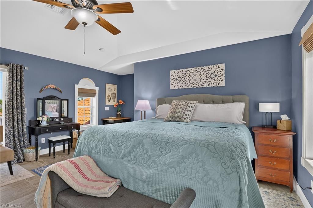 4139 NE 9th Ave , Cape Coral, FL 33909 Photo