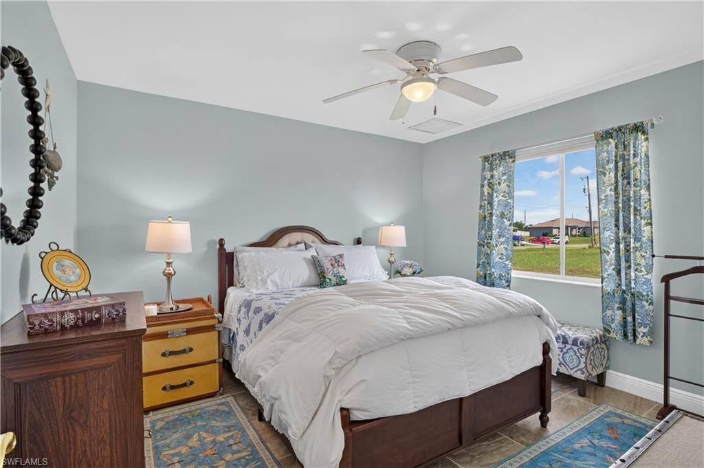 4139 NE 9th Ave , Cape Coral, FL 33909 Photo