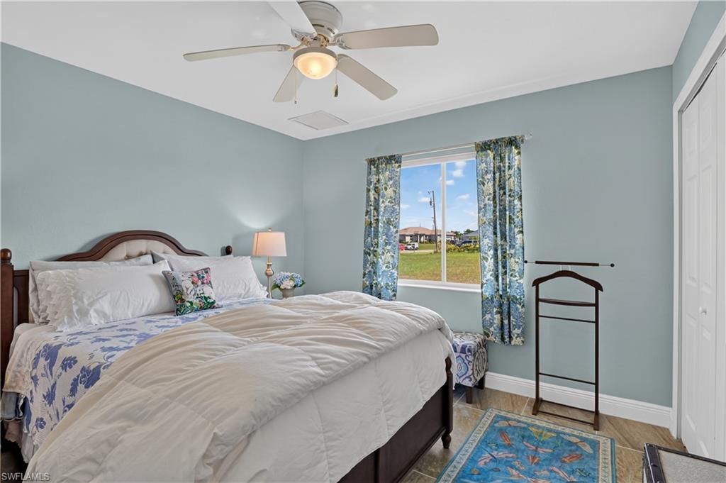 4139 NE 9th Ave , Cape Coral, FL 33909 Photo