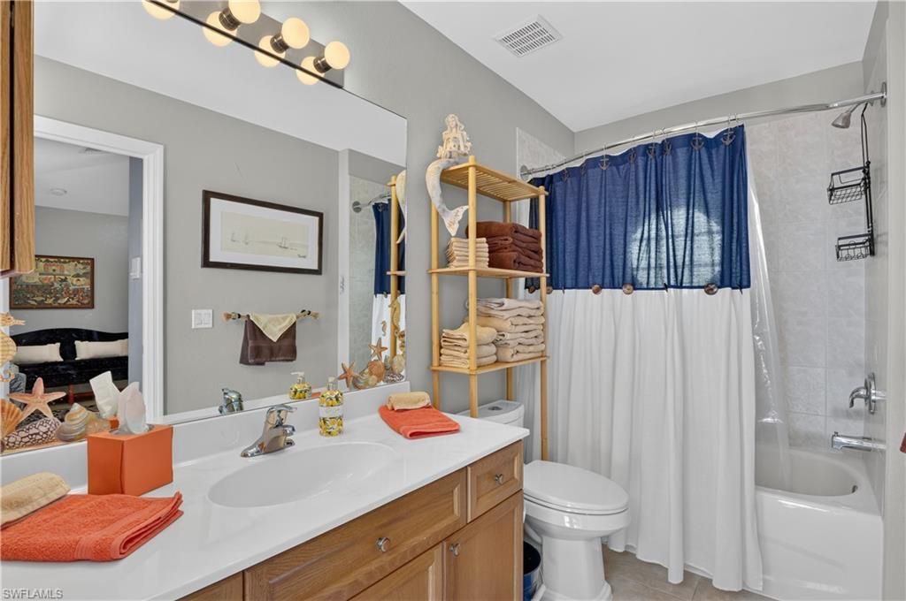 4139 NE 9th Ave , Cape Coral, FL 33909 Photo