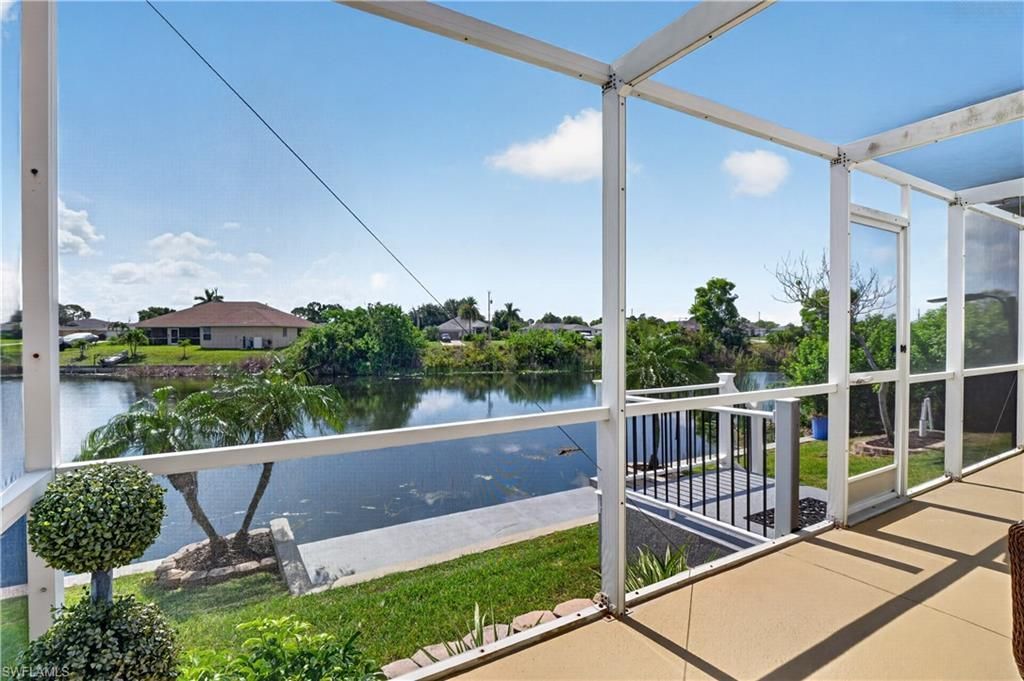 4139 NE 9th Ave , Cape Coral, FL 33909 Photo