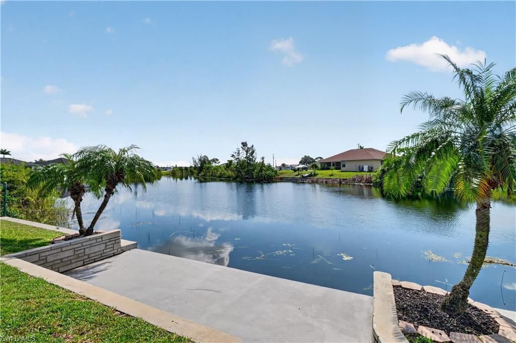 4139 NE 9th Ave , Cape Coral, FL 33909 Photo