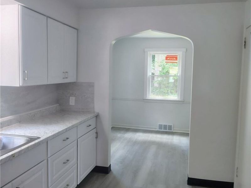 7205 Claybourne, Youngstown, OH 44512 Photo 2
