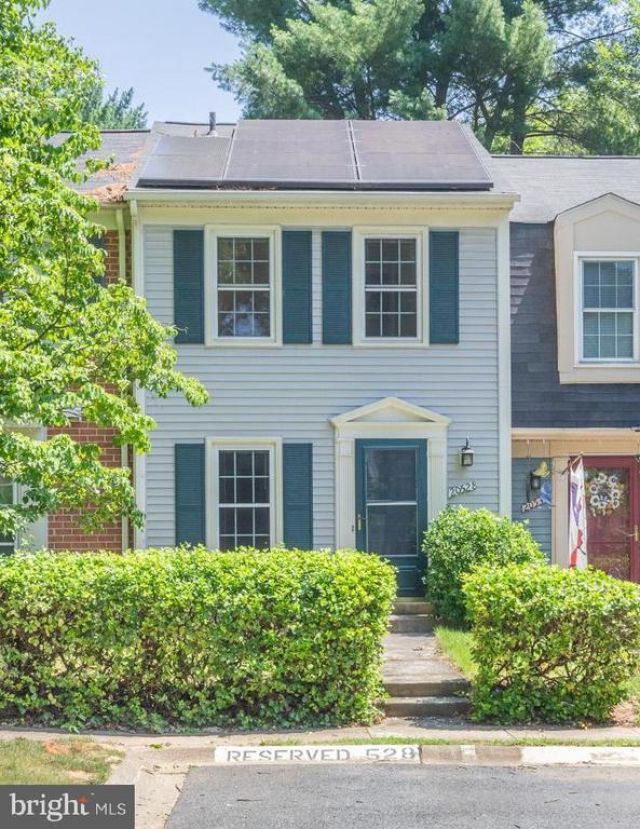 20528 STRATH HAVEN DRIVE , GAITHERSBURG, MD 20886