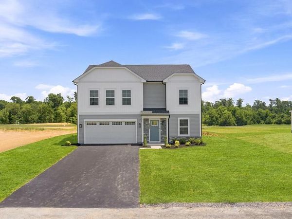 2352 WIND RIVER DRIVE, CHAMBERSBURG, PA 17202