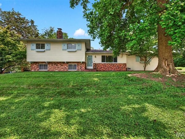3820 Berview Lane, St Louis, MO 63125