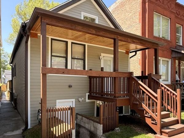 6334 S Saint Lawrence Avenue , Chicago, IL 60637
