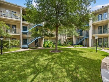 3105 San Jacinto Street, Unit 220, Dallas, TX 75204