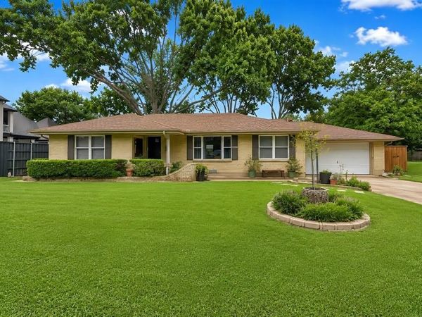 3056 Primrose Lane, Farmers Branch, TX 75234