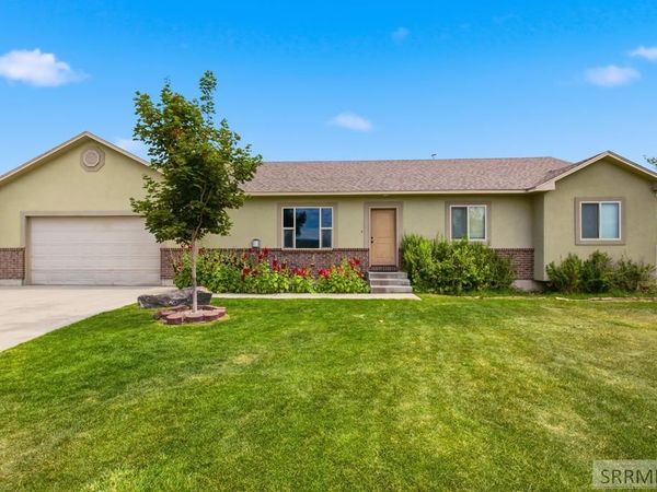 3150 N Sunlight Drive, IDAHO FALLS, ID 83401