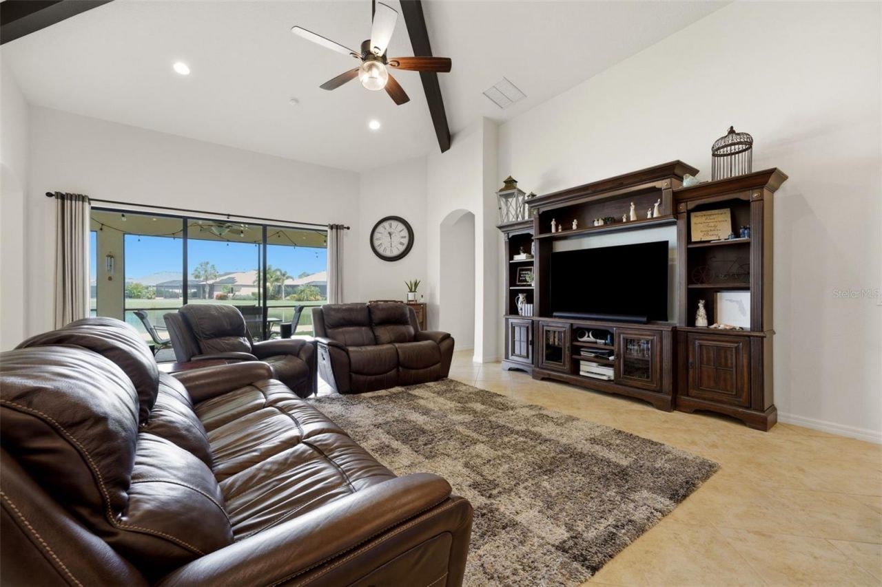 534 Chantilly Trail, Bradenton, FL 34212 Photo