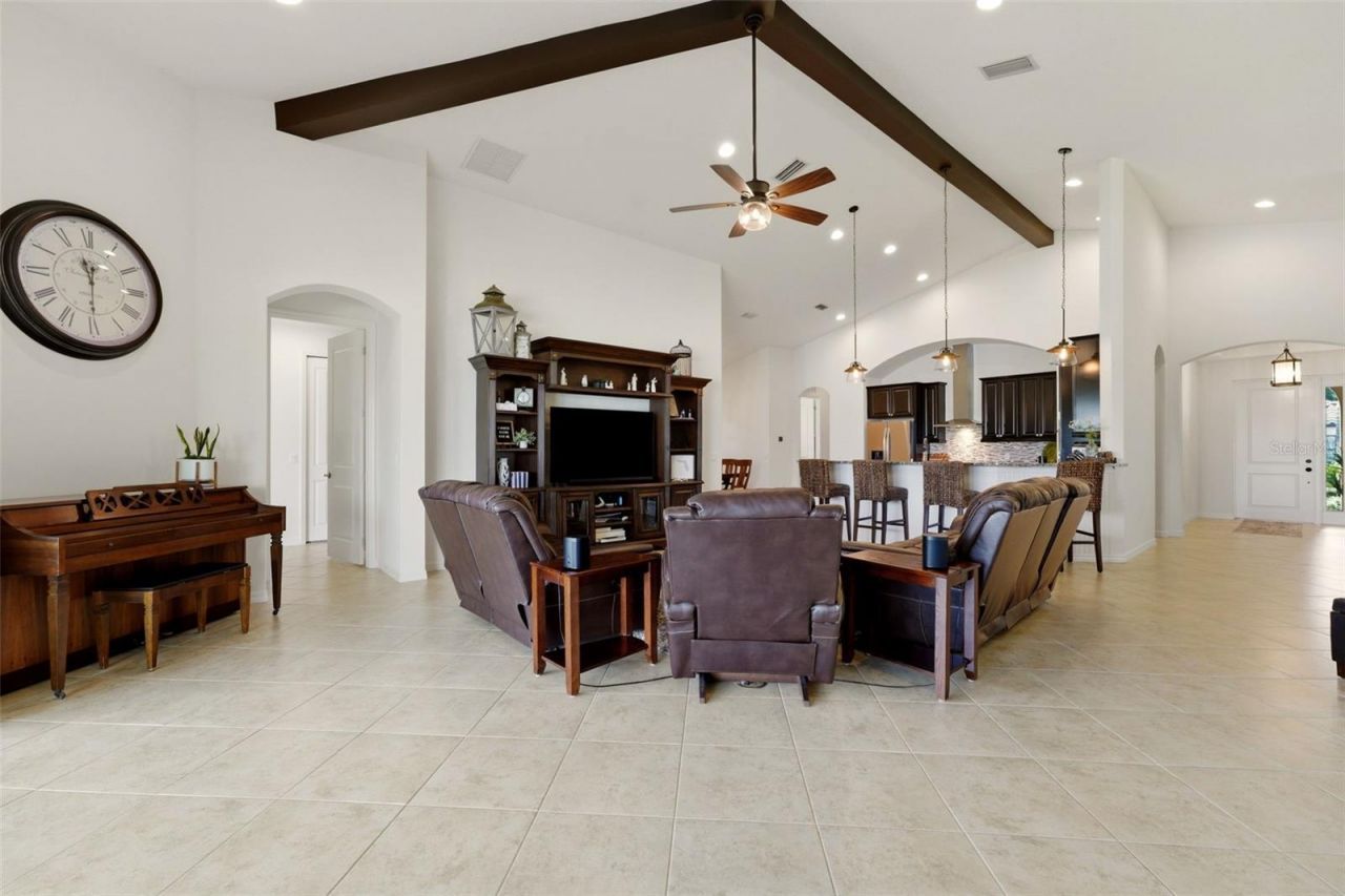 534 Chantilly Trail, Bradenton, FL 34212 Photo