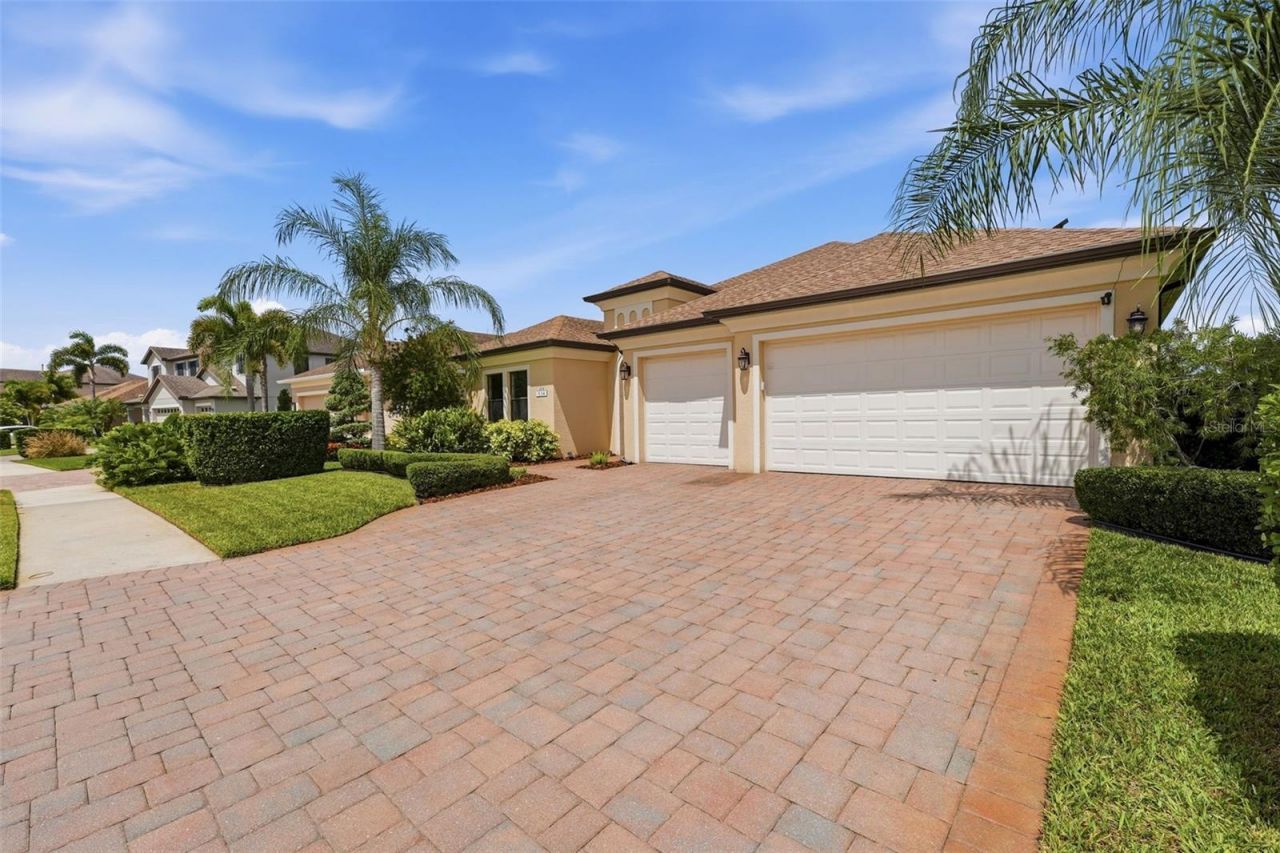 534 Chantilly Trail, Bradenton, FL 34212 Photo