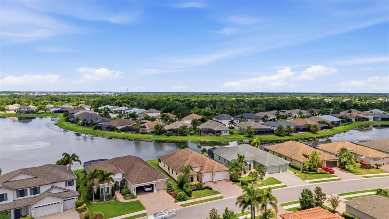 534 Chantilly Trail, Bradenton, FL 34212 Photo